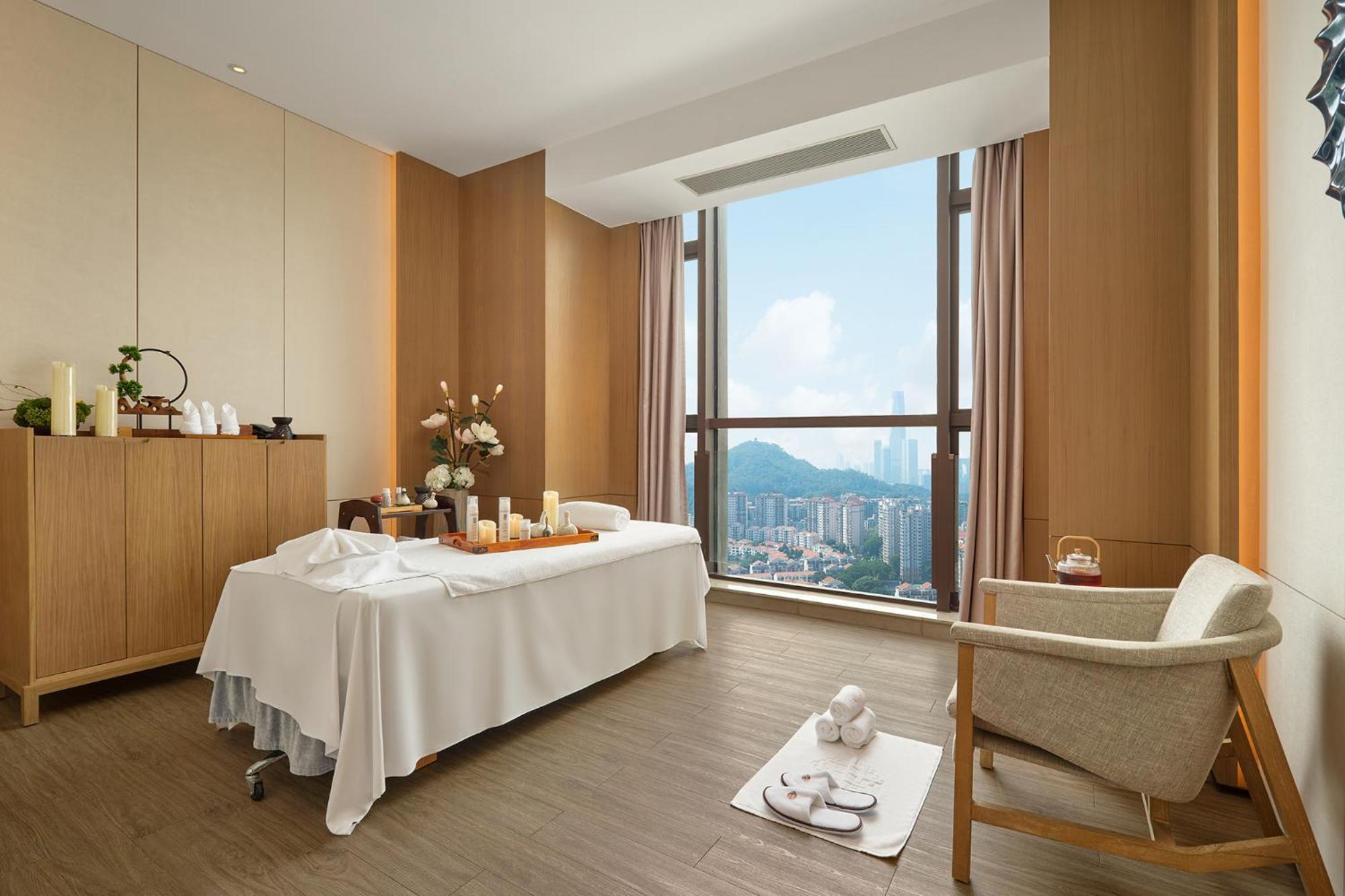 Dongguan Dongcheng International Hotel - Free Shuttle Buses For Executive Room Guests During Canton Fair Exterior foto